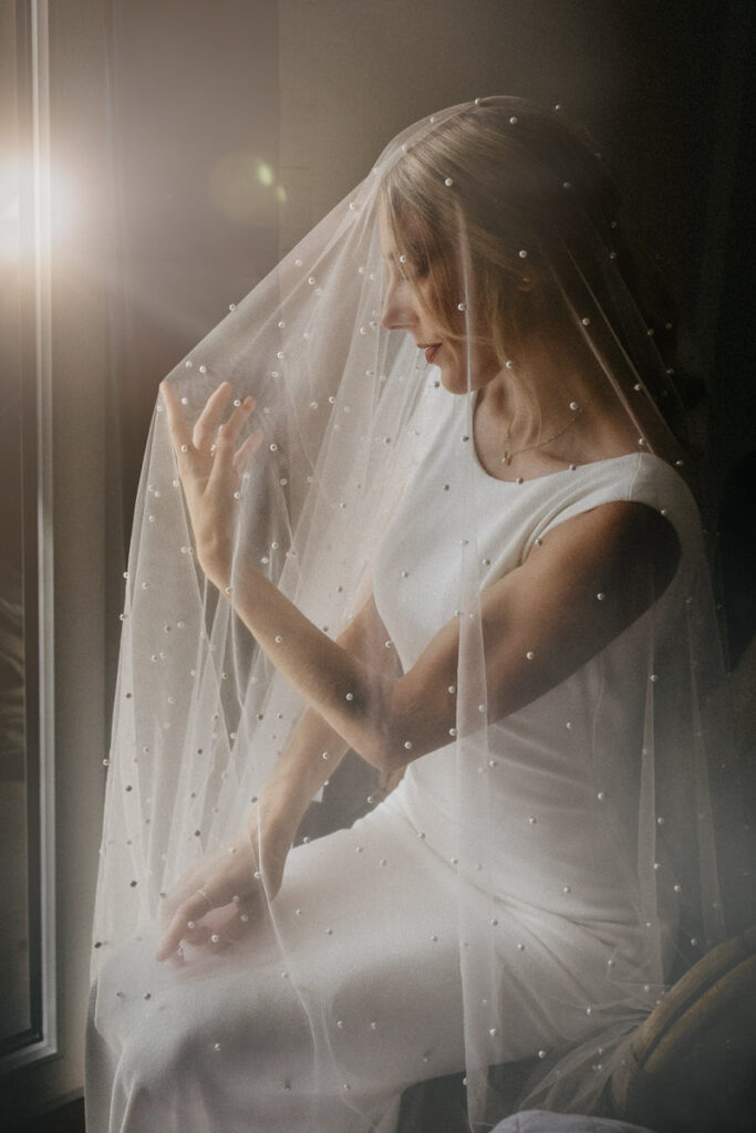 Φωτογράφος γάμου - Καλαμάτα - πορτρέτο - bride - details- πέπλο- Kalli Kolozi